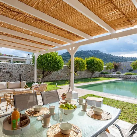 Hermes Ladiko Villa *