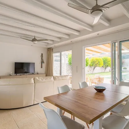 Villa Hermes Ladiko Faliraki